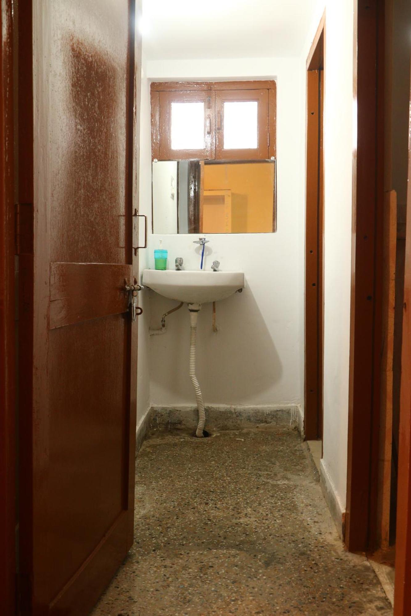 The Deodar Inn Pauri エクステリア 写真